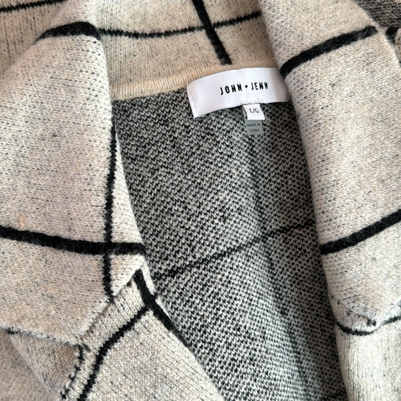 John + Jen Sweater Coat- Hardly Worn! - Picture 4 of 9